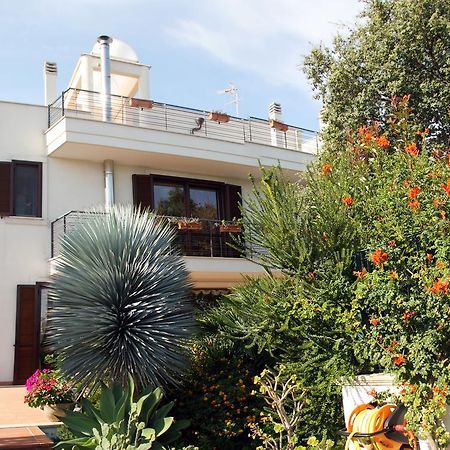 B&B Villa Il Sughero 莫诺波利 外观 照片