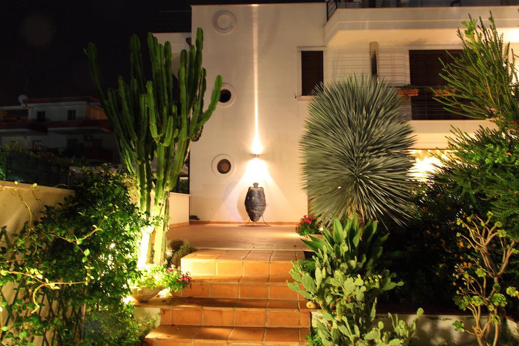 B&B Villa Il Sughero 莫诺波利 外观 照片