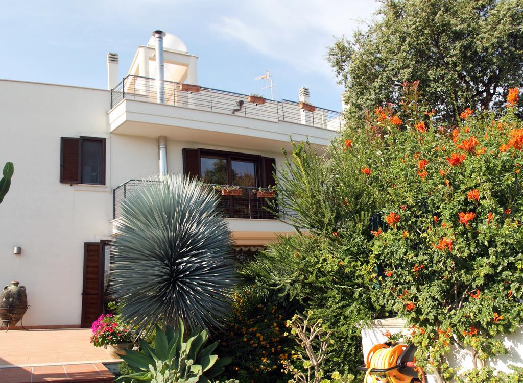 B&B Villa Il Sughero 莫诺波利 外观 照片